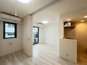 居間